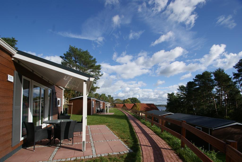 Camping-Und Ferienpark Havelberge Gross Quassow エクステリア 写真
